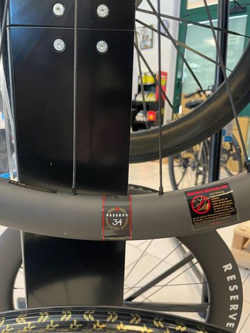 Käytetty Reserve 34/37 Wheelset bike — kuva 16 / 20