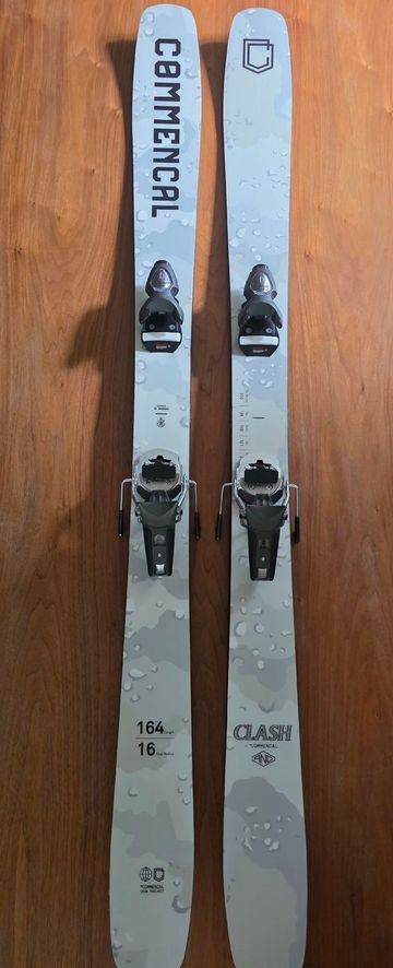 Używany Commencal New Clash Skis 2025 Skiing & Skitouring