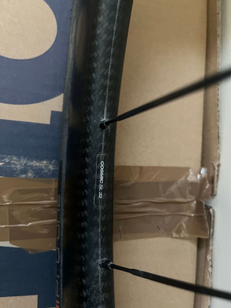 Used Mavic Cosmic SL 32 Disc Wheelset 2025 bike — image 4 of 4
