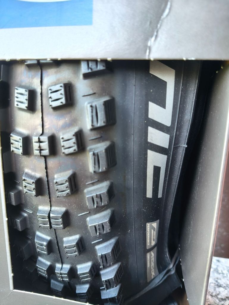 Used Schwalbe Nobby Nic Folding Tire Performance Addix ECE-R75 29x2.40" bike — image 3 of 4