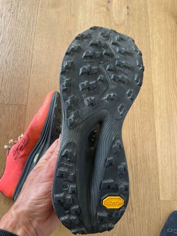 Used New Balance Fuelcell supercomp trail bike — image 2 of 3