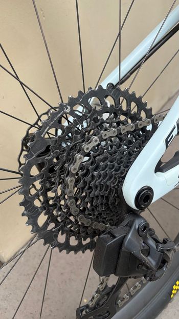 Used Sram XX1 Eagle AXS Derailleur bike — image 3 of 7