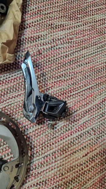 Used Shimano Ultegra R8020 11-speed Disc Brake Groupset bike — image 7 of 7
