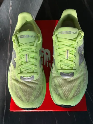 Used New Balance FuelCell Rebel v5 bike — image 4 of 7