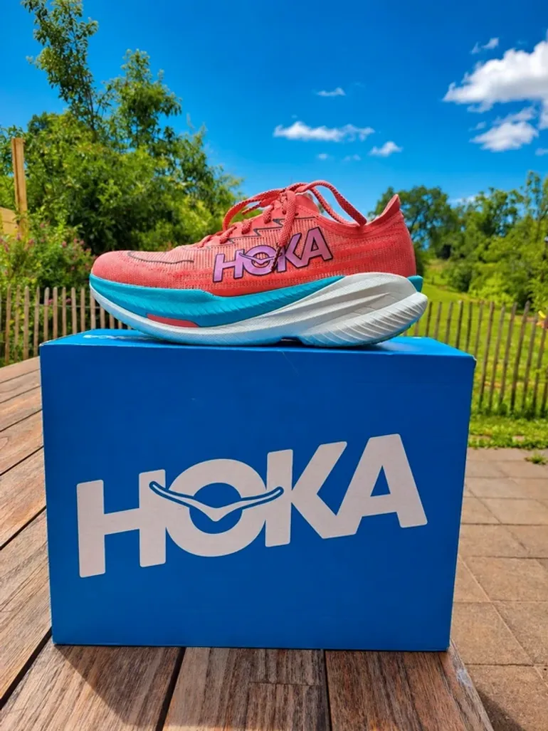 Used Hoka Mach x 2 bike — image 1 of 12
