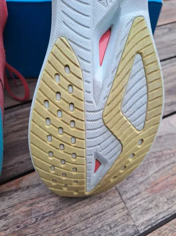 Used Hoka Mach x 2 bike — image 8 of 12