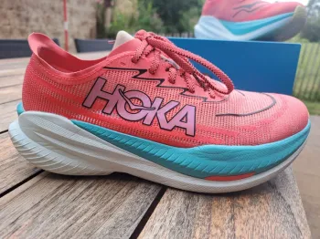 Used Hoka Mach x 2 bike — image 3 of 12