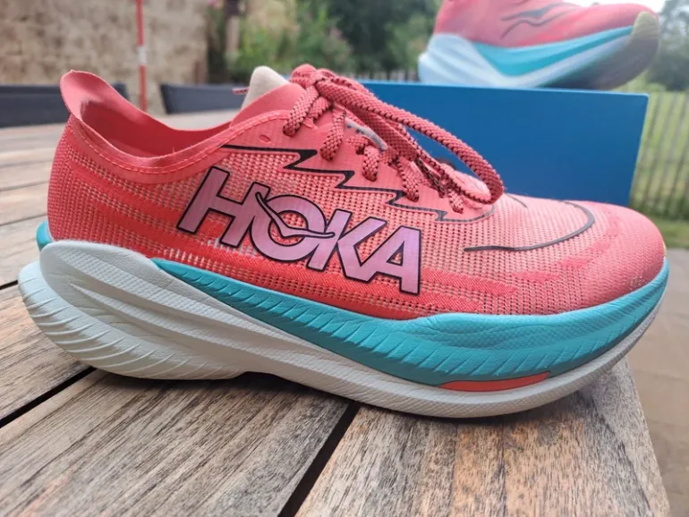 Used Hoka Mach x 2 bike — image 3 of 12
