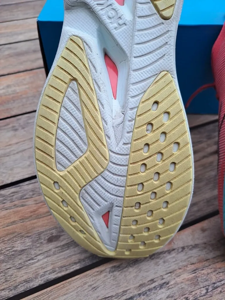 Used Hoka Mach x 2 bike — image 9 of 12