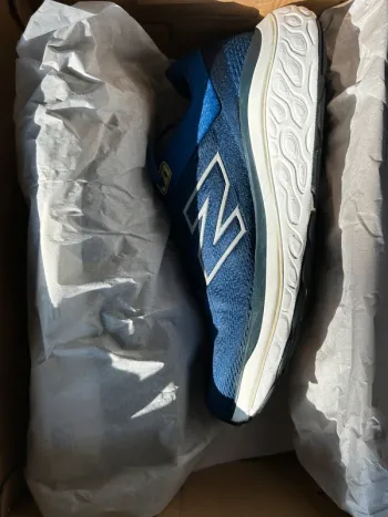 Used New Balance Fresh Foam X 860v15 bike — image 6 of 6