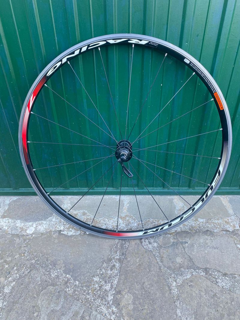 Used Fulcrum Cerchi bike — image 2 of 4