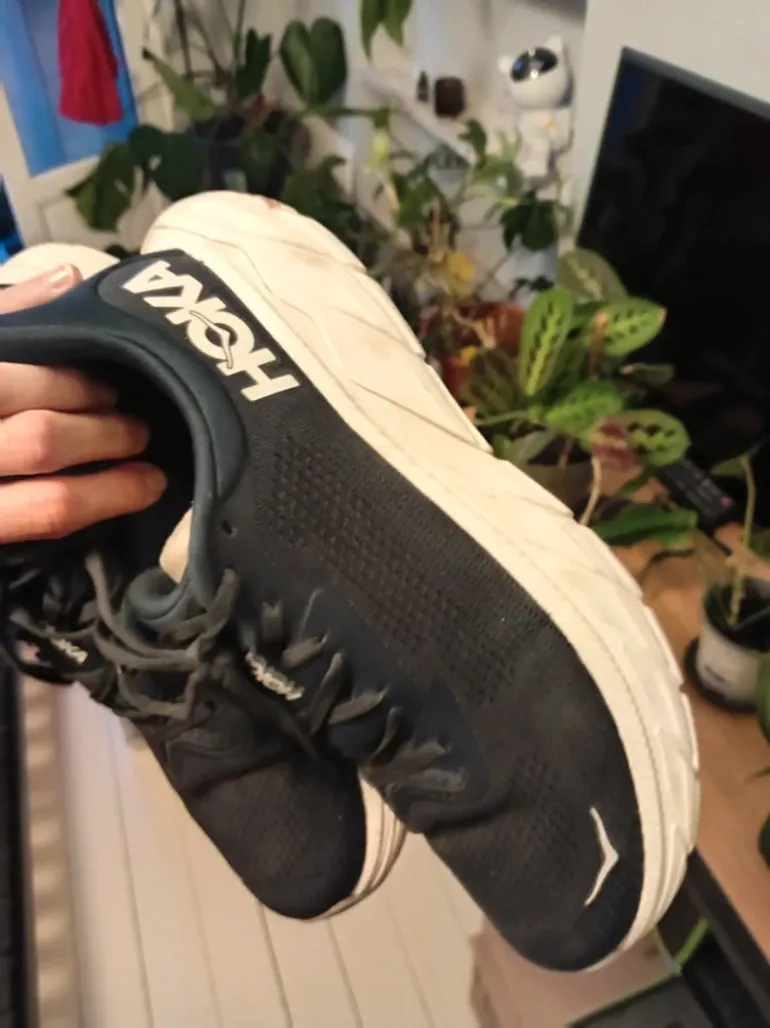 Used Hoka Arahi 7 bike — image 4 of 6