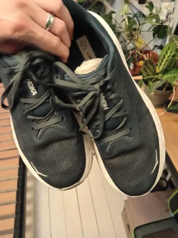 Used Hoka Arahi 7 bike — image 2 of 6