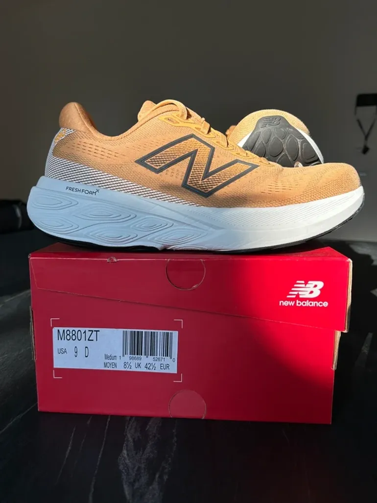 Used New Balance Fresh Foam X 880v15 bike — image 1 of 6