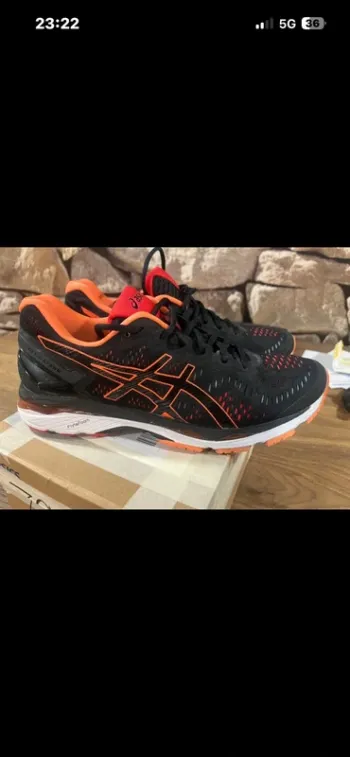 Used Orange Gel-Kayano 24 bike