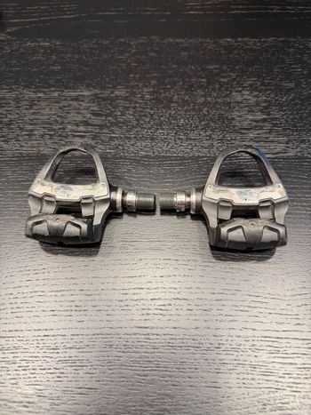 Used Garmin Rally RS100 Power Meter Pedals bike