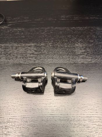 Used Garmin Rally RS100 Power Meter Pedals bike — image 2 of 5