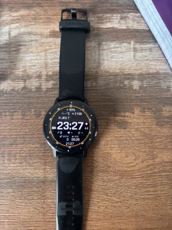 Used Garmin Venu 3 bike — image 3 of 7