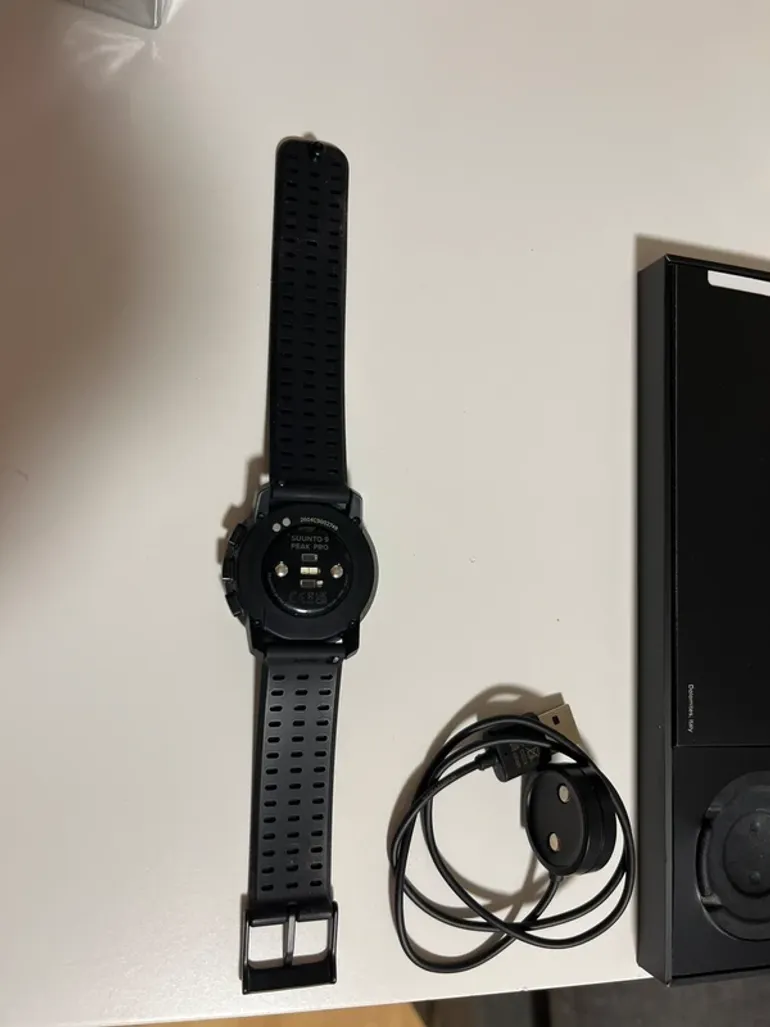 Used Garmin Suunto 9Peak Pro bike — image 3 of 6
