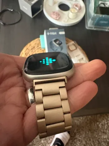 Used Fitbit Versa 4 bike — image 3 of 9