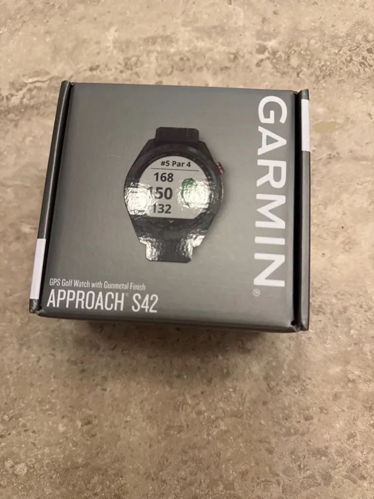 Used Garmin Approach S42 bike — image 1 of 7