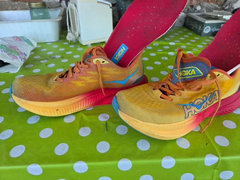 Used Hoka Mach 6 bike — image 2 of 5