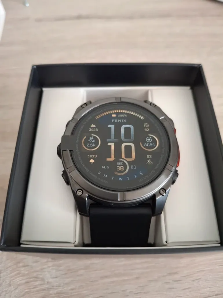 Used Garmin Fenix 8 51mm AMOLED bike — image 2 of 4