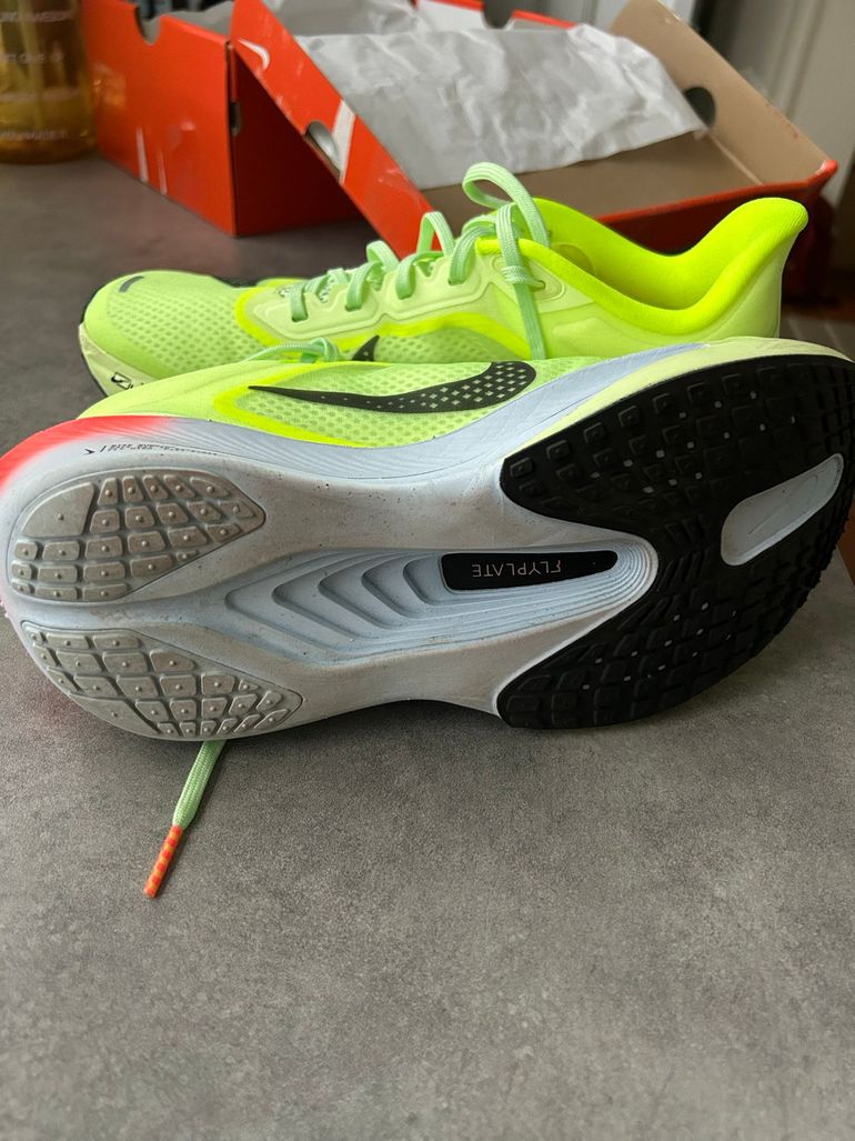 Used Nike Zoom Fly 6 bike — image 7 of 8