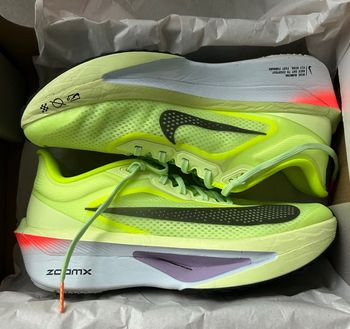 Used Nike Zoom Fly 6 bike