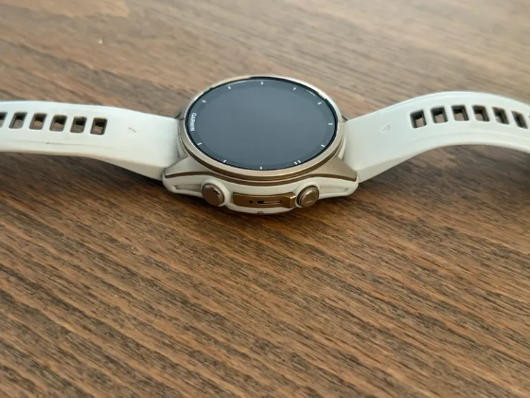 Used Garmin fenix 8 amoled sapphire bike — image 7 of 7