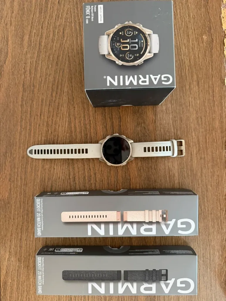 Used Garmin fenix 8 amoled sapphire bike — image 1 of 7