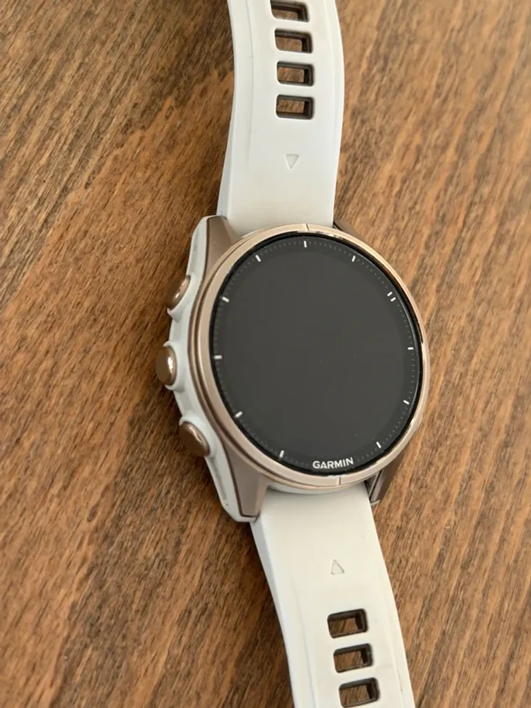 Used Garmin fenix 8 amoled sapphire bike — image 5 of 7