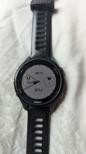 Used Garmin Forerunner 255S Music bike