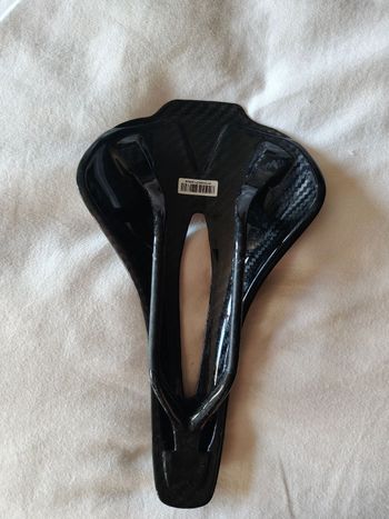 Used Ryet Ultimate Carbon Saddle 2026 bike — image 3 of 3