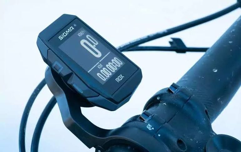 Used Sigma ROX 11.1 EVO GPS Bike Computer bike — image 1 of 2