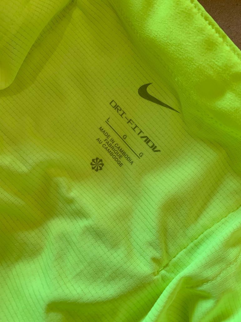 Used Nike Pantaloncino Sportiva Taglia M Nuovo 2026 bike — image 3 of 5