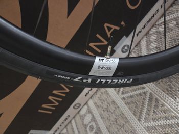 Used Dt Swiss A1800 Wheelset 2026 bike — image 3 of 4
