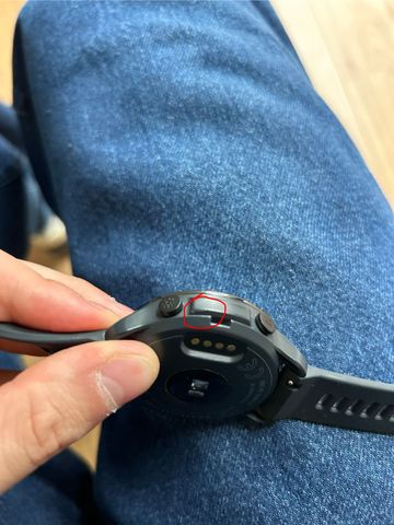 Used Wahoo ELEMNT Rival GPS Watch bike — image 5 of 5