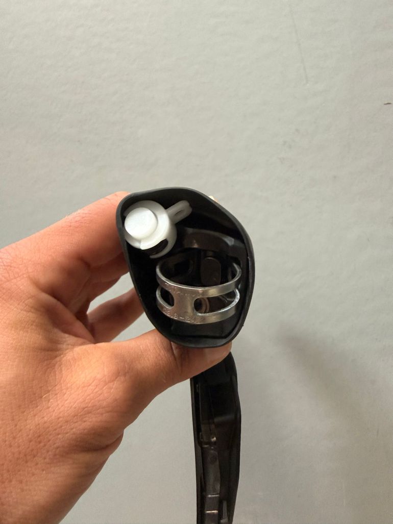 Used Shimano Ultegra Right Shifter 2026 bike — image 4 of 4