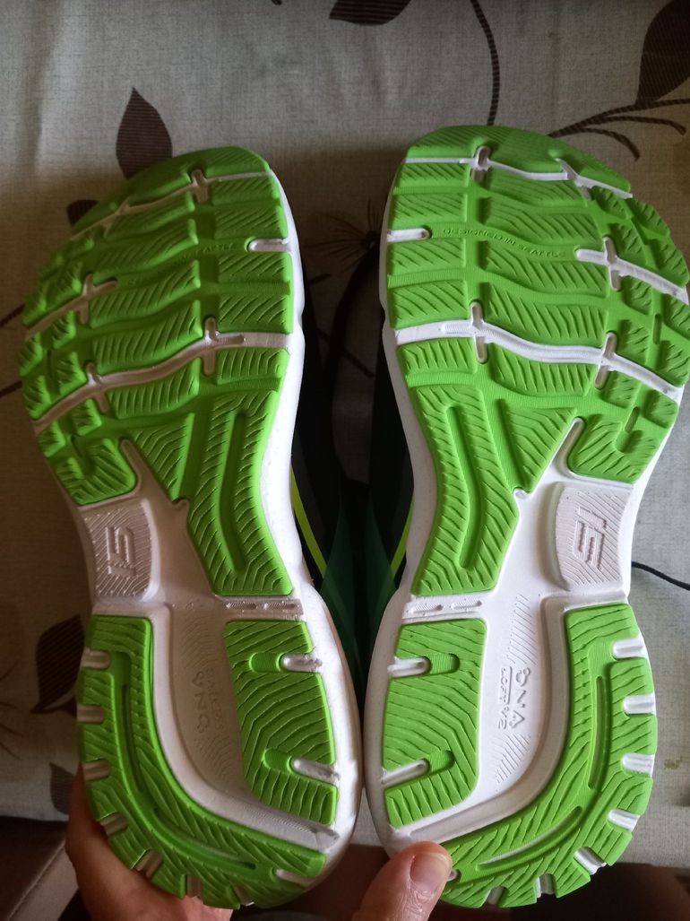 Used Brooks ghost 15 bike — image 5 of 6