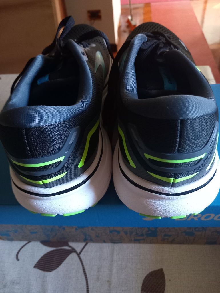 Used Brooks ghost 15 bike — image 6 of 6