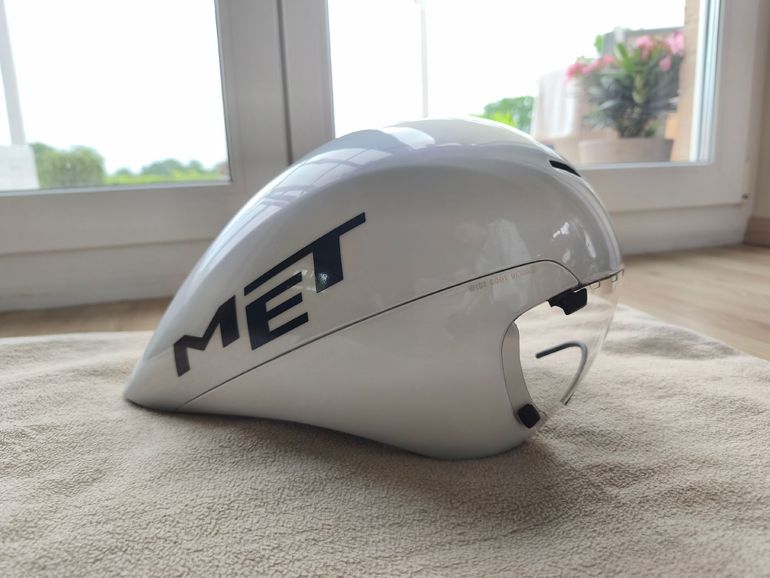Used MET M100 Drone Wide Body 2025 bike — image 1 of 6