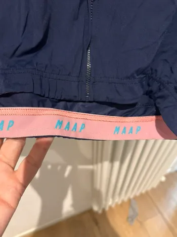 Used MAAP Jersey 2025 bike — image 4 of 8