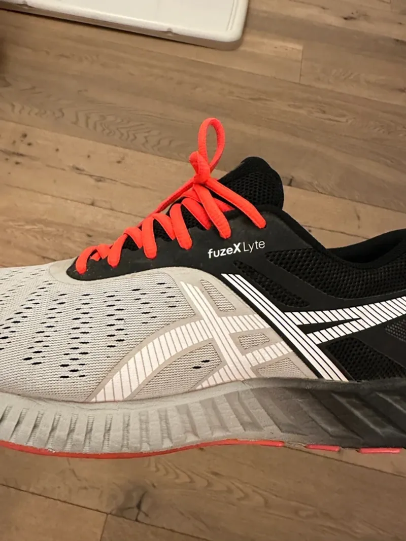 Gebrauchtes Asics fuzeX Lyte 2024 Running Shoes
