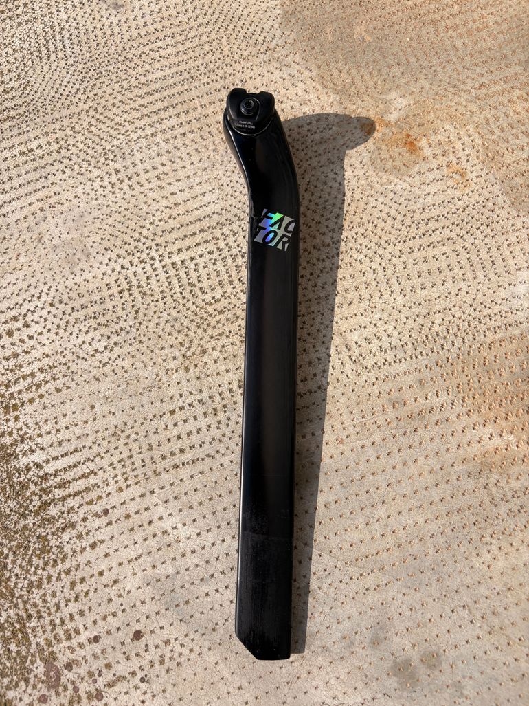 Used Factor OSTRO VAM Seatpost 2025 bike — image 2 of 2