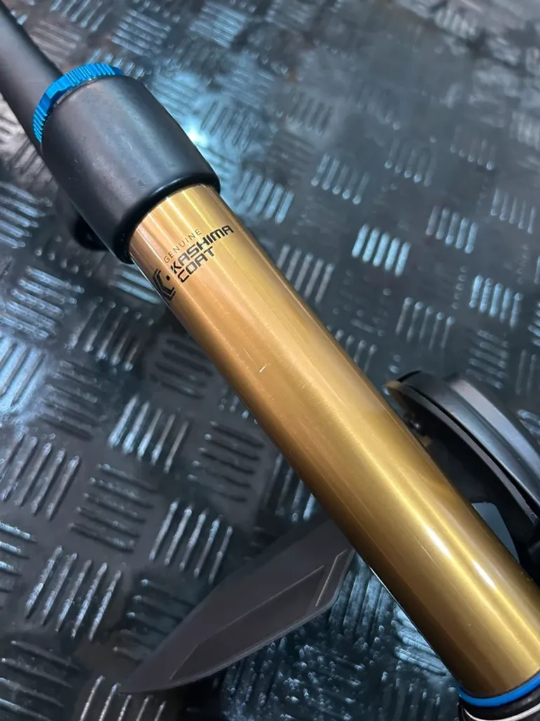 Used Fox 36 Factory 160mm 2020 bike — image 5 of 12
