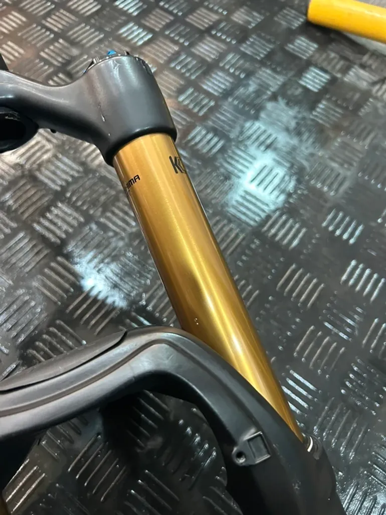 Used Fox 36 Factory 160mm 2020 bike — image 3 of 12