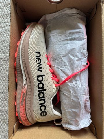 Tweedehands New Balance FuelCell SuperComp Trainer Running Shoes