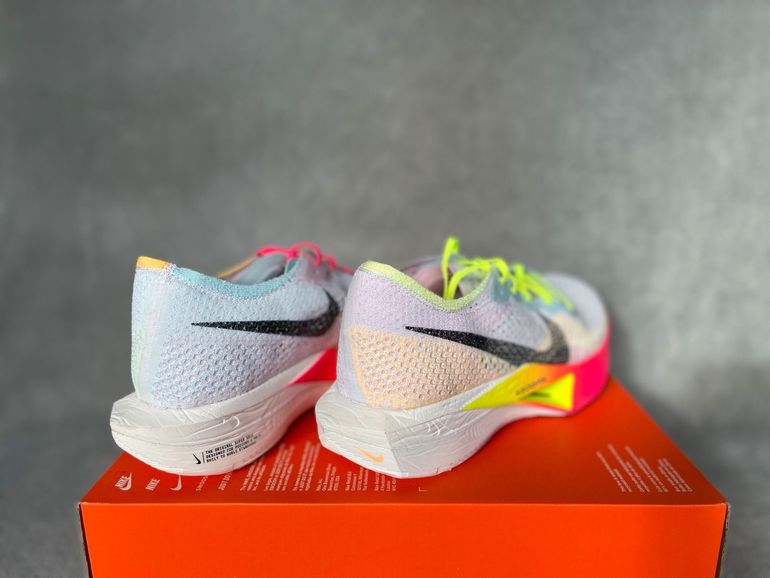 Used Nike Zoomx Vaporfly Next% 3 bike — image 3 of 6