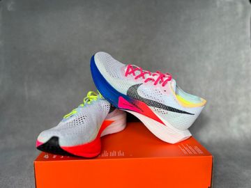 Nike Zoomx Vaporfly Next% 3 Running Shoes usato